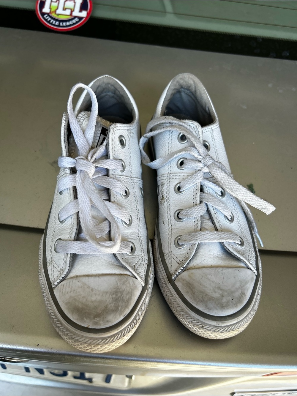 Kids White leather converse Low-Top Lace-Up Sneakers